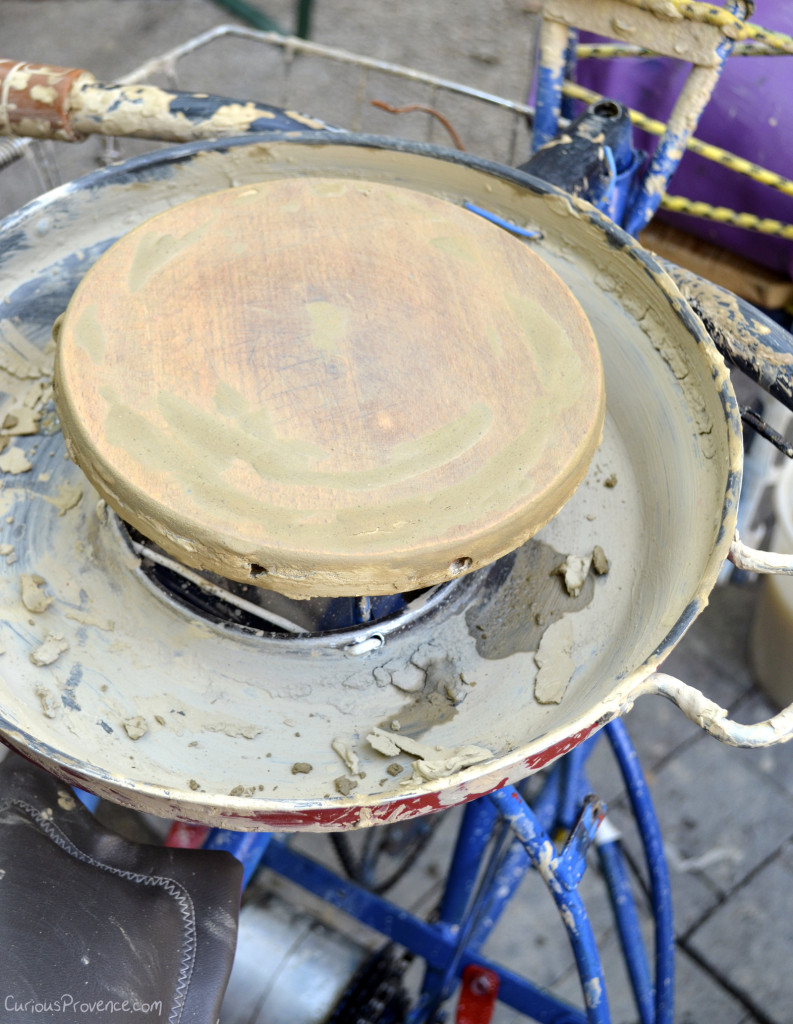 pottery wheel on bike provence