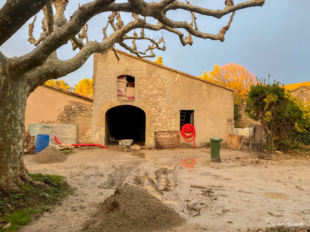 barn renovation provence