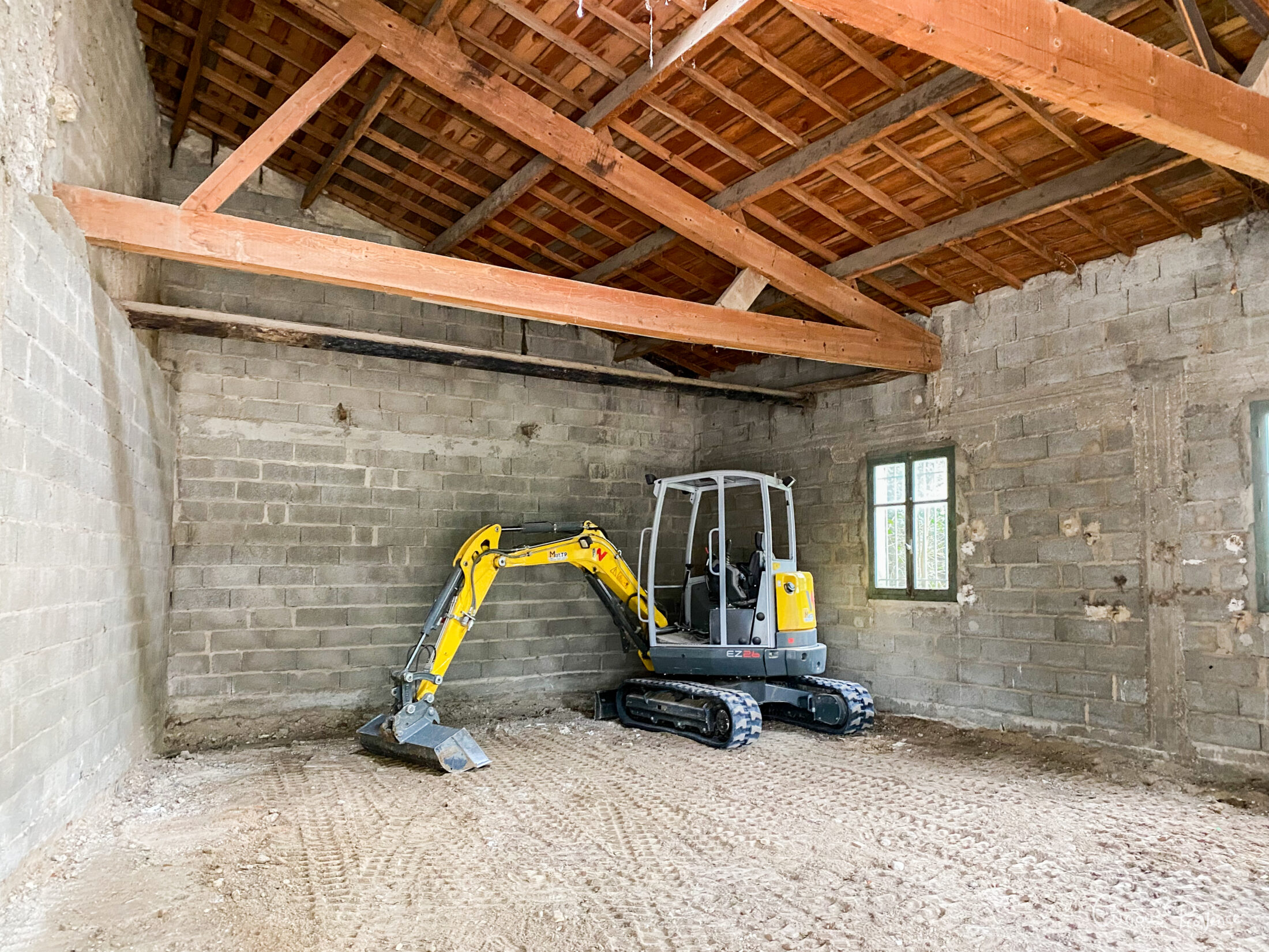 barn renovation curiusprovence